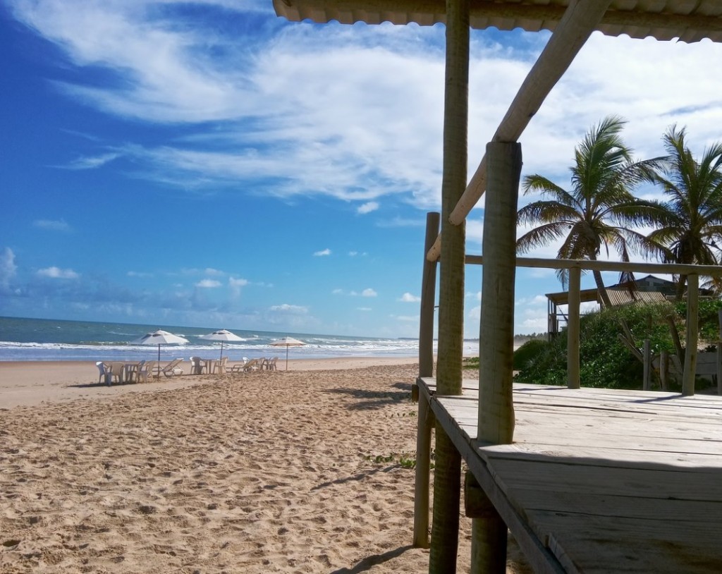 A Praia de Santo Antônio é uma tranquilidade, muitas vezes deserta 